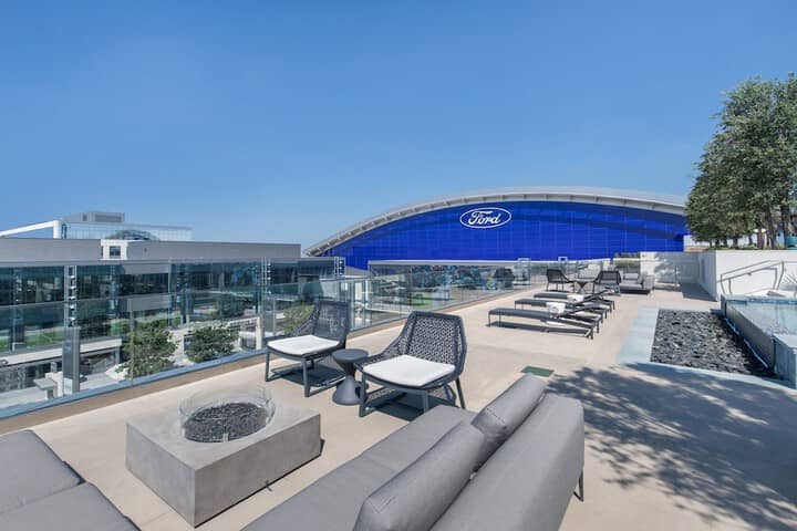 Sundeck 75 of 85