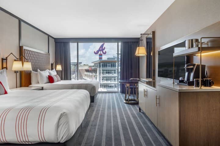 Room 10 of 90