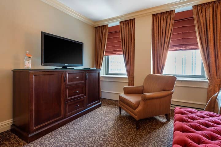Room 20 of 113