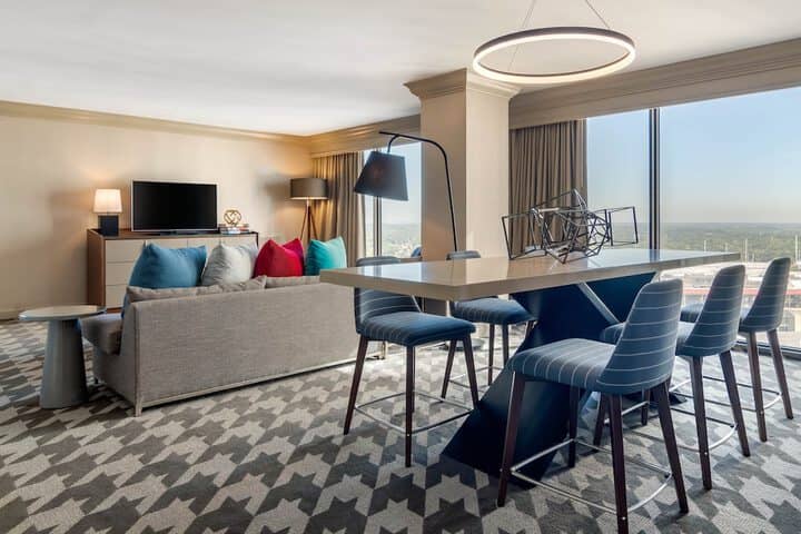 Room 50 of 100