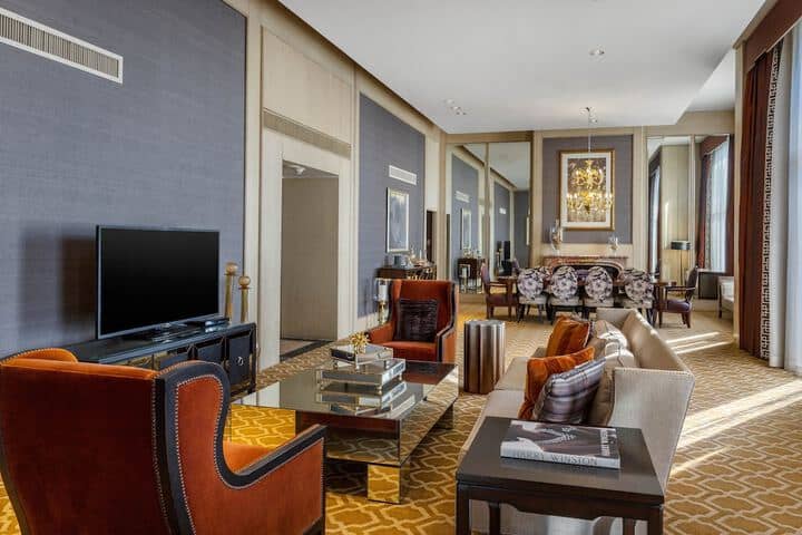 Room 21 of 187