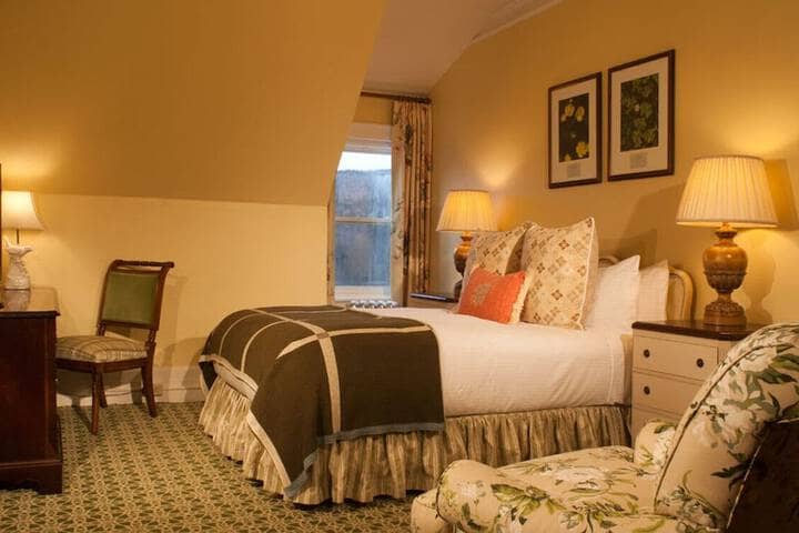 Room 45 of 396
