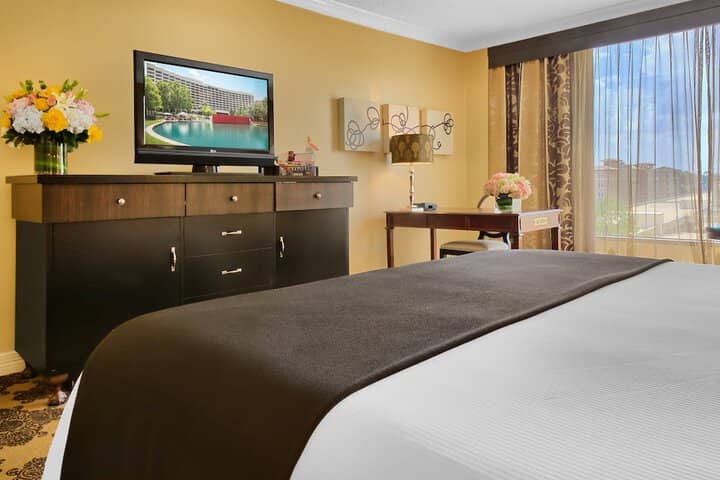 Room 55 of 187