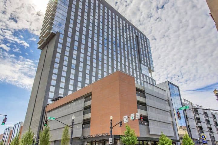 Hotel 128 of 133