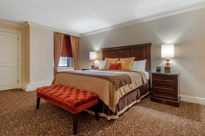 Room 15 of 113