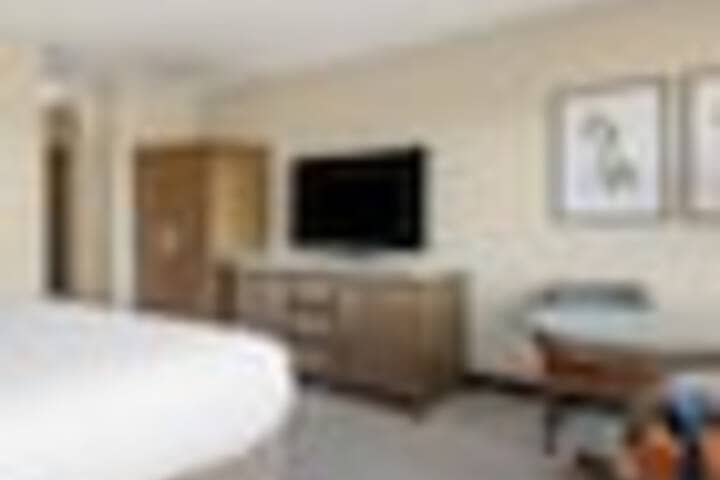 Room 56 of 153
