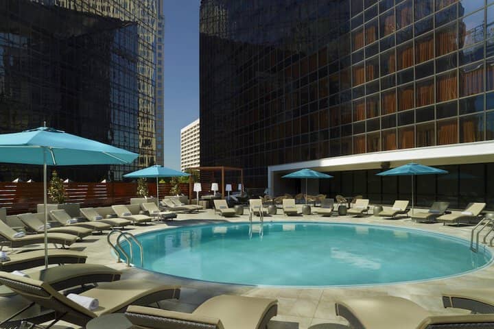 Pool 76 of 109