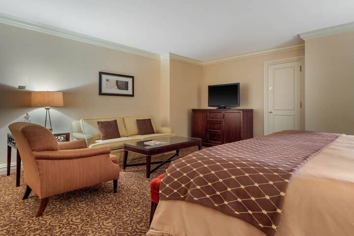 Room 44 of 113