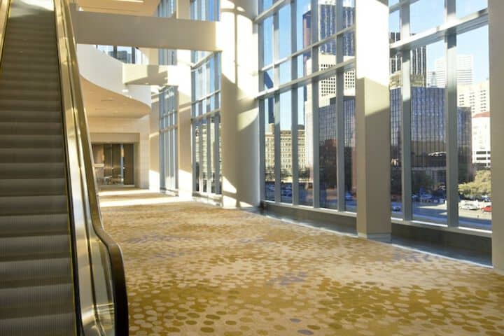 Ballroom/Hall 125 of 161