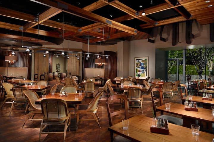 Dining 89 of 161