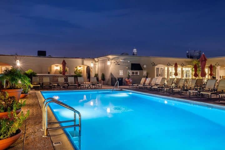 Pool 136 of 200