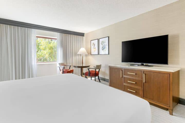 Room 78 of 153