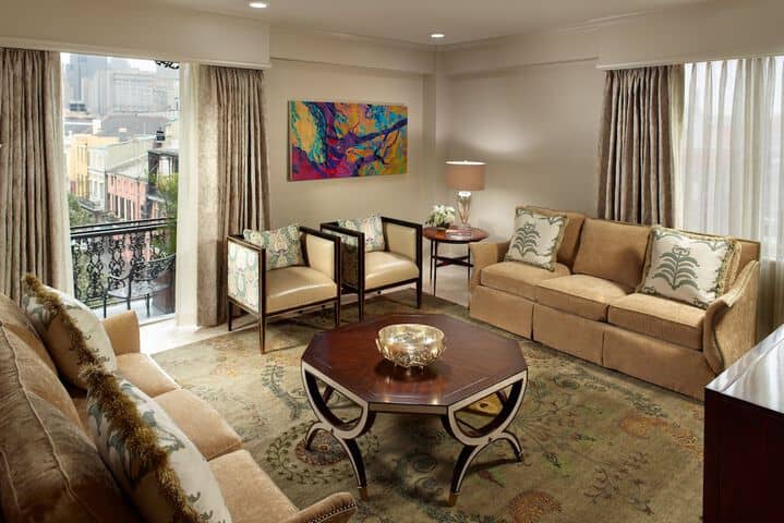 Room 103 of 200