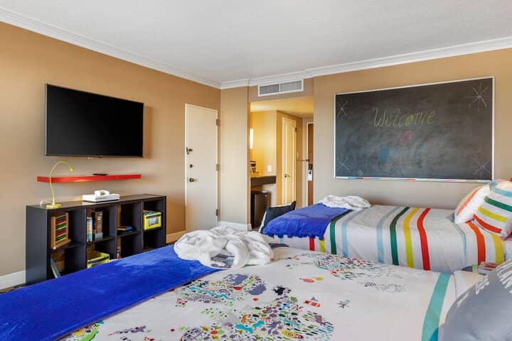 Room 41 of 187