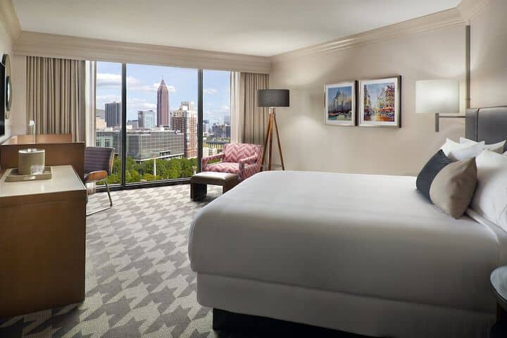 Room 53 of 100