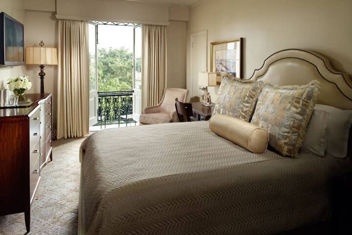Room 110 of 200