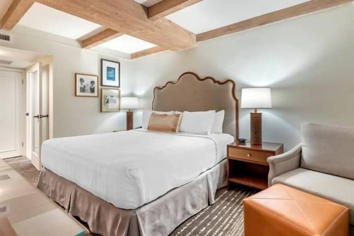 Room 15 of 54