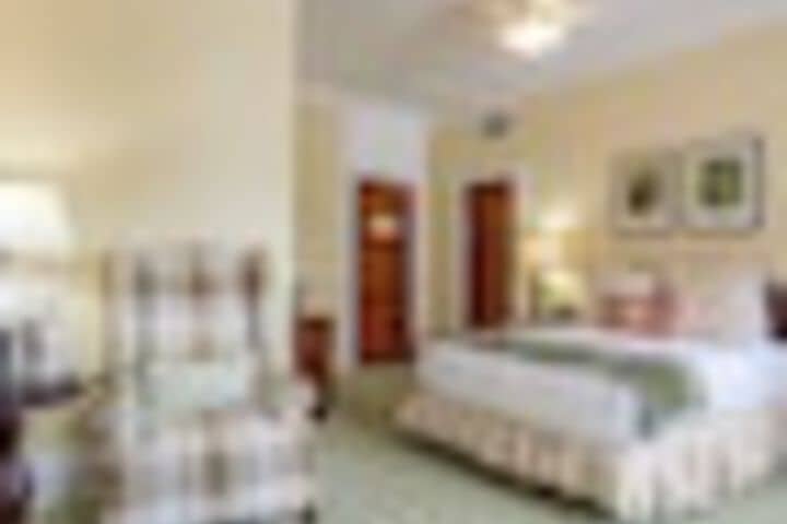 Room 17 of 396