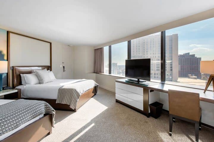 Room 64 of 109