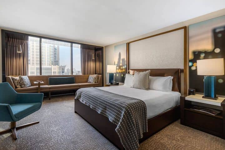 Room 35 of 109