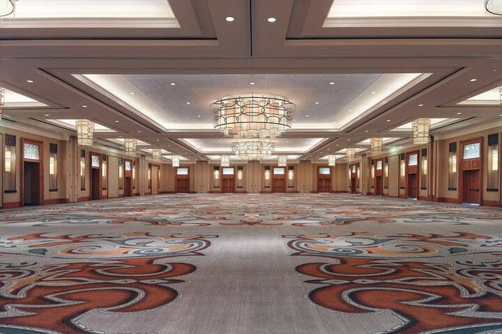 Room 85 of 122