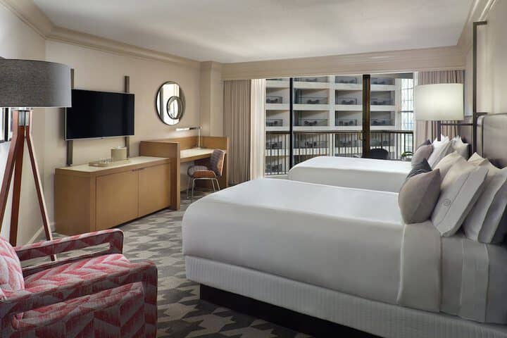 Room 20 of 100
