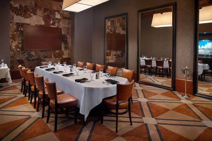 Dining 95 of 161