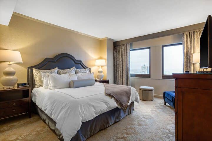 Room 14 of 78