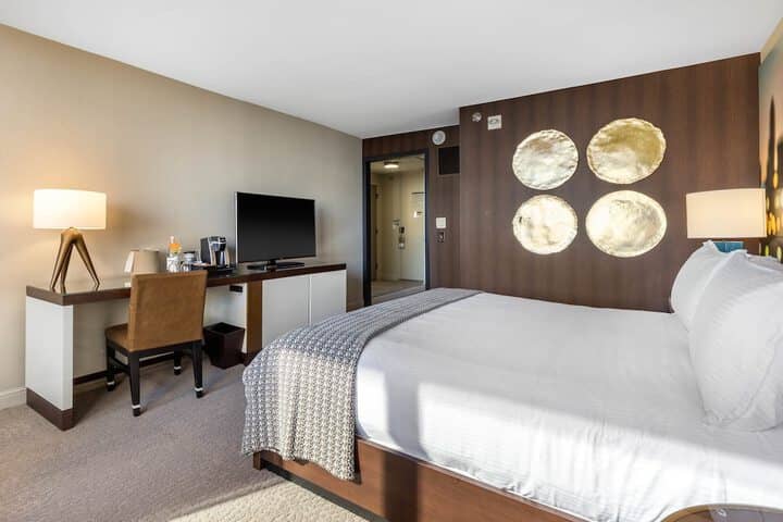 Room 32 of 109