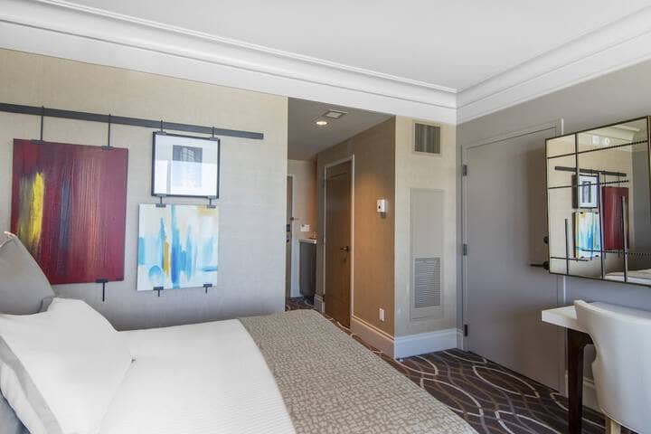 Room 31 of 161