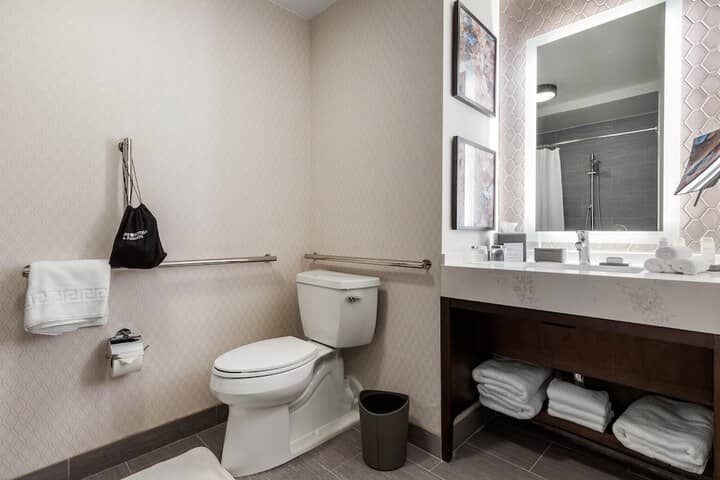 Room 55 of 109