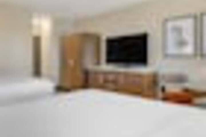 Room 41 of 153