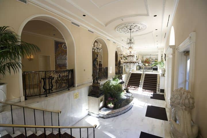Hotel Interior 174 of 200