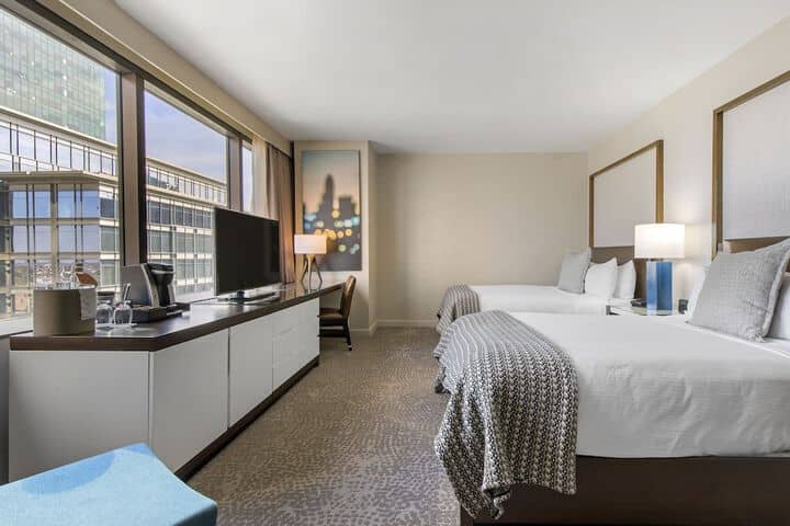 Room 43 of 109