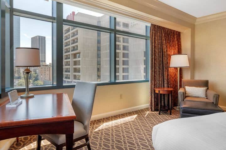 Room 52 of 100