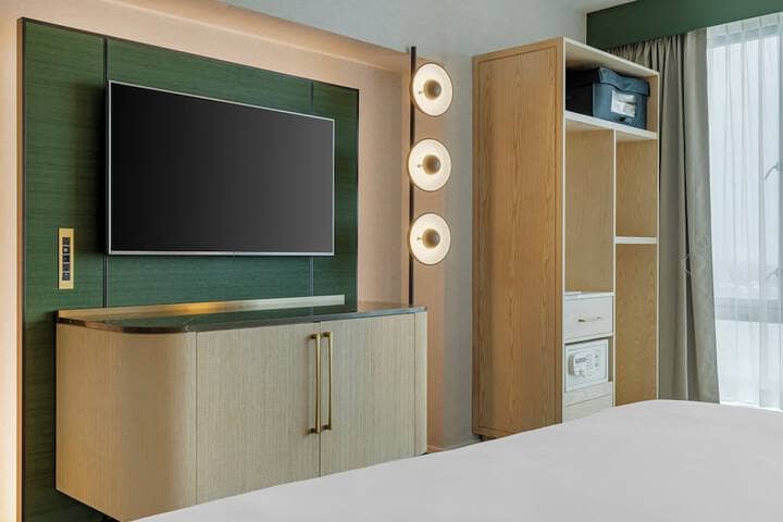 Room 20 of 69