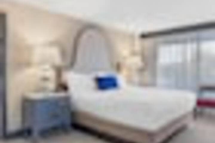 Room 29 of 153