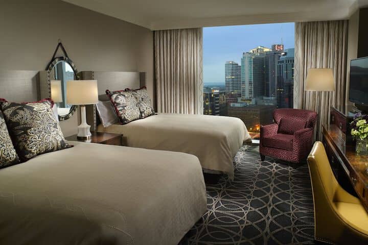 Room 10 of 70