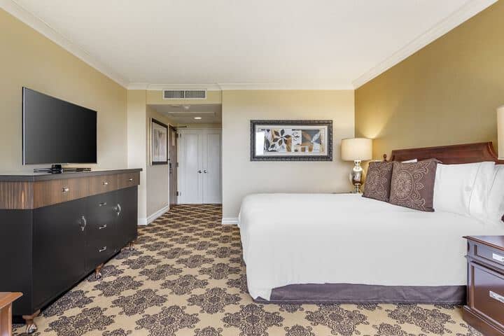 Room 72 of 187