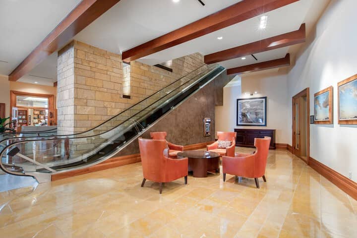 Hotel Interior 2 of 122